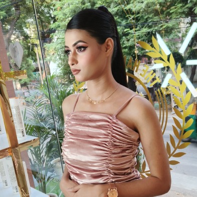 Thehairloungebyridaali