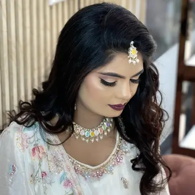 Thehairloungebyridaali